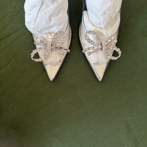 Amina Muaddi Rosie Glass Pump - like new with box and dust bag - Picture 2 of 7